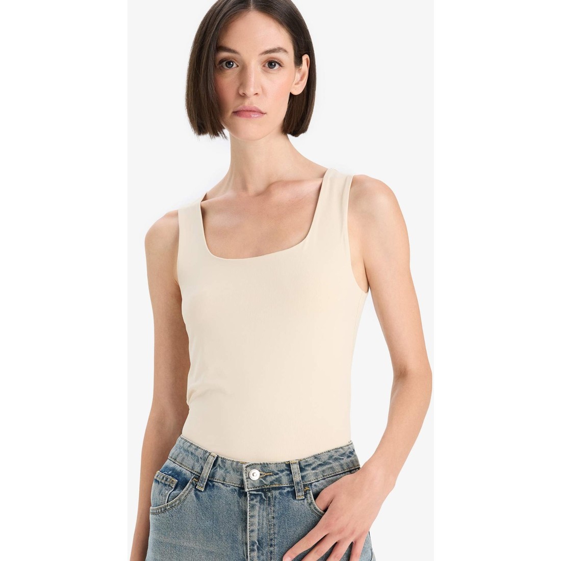 DeFacto Slim Fit Basic Kare Yaka Atlet C2622AX25AU